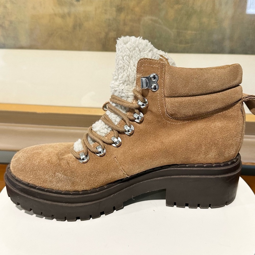 🌸MARC FISHER🌸 Nairy Hiking Bootie Size: 6.5 - Picture 3 of 16